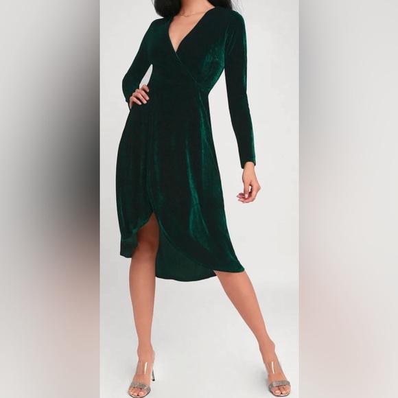 Lulus Silver Screen Emerald Green Velvet Long Sleeve Midi Dress - Picture 1 of 5